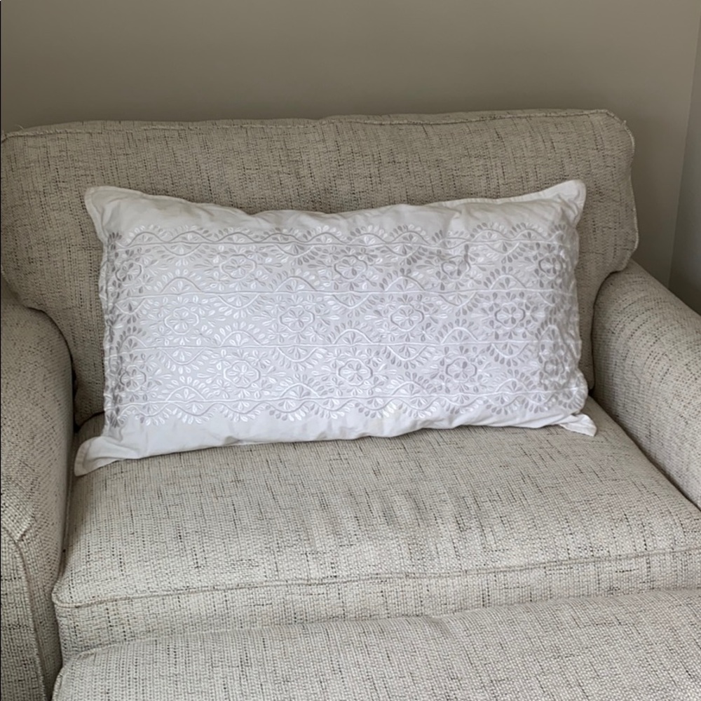 Majorelle Embroidered Sham, King, White